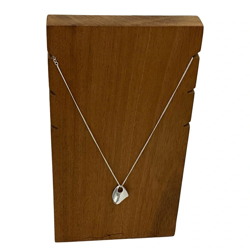 RLM Shiny Curved Bronze Pendant Necklace, NIB
